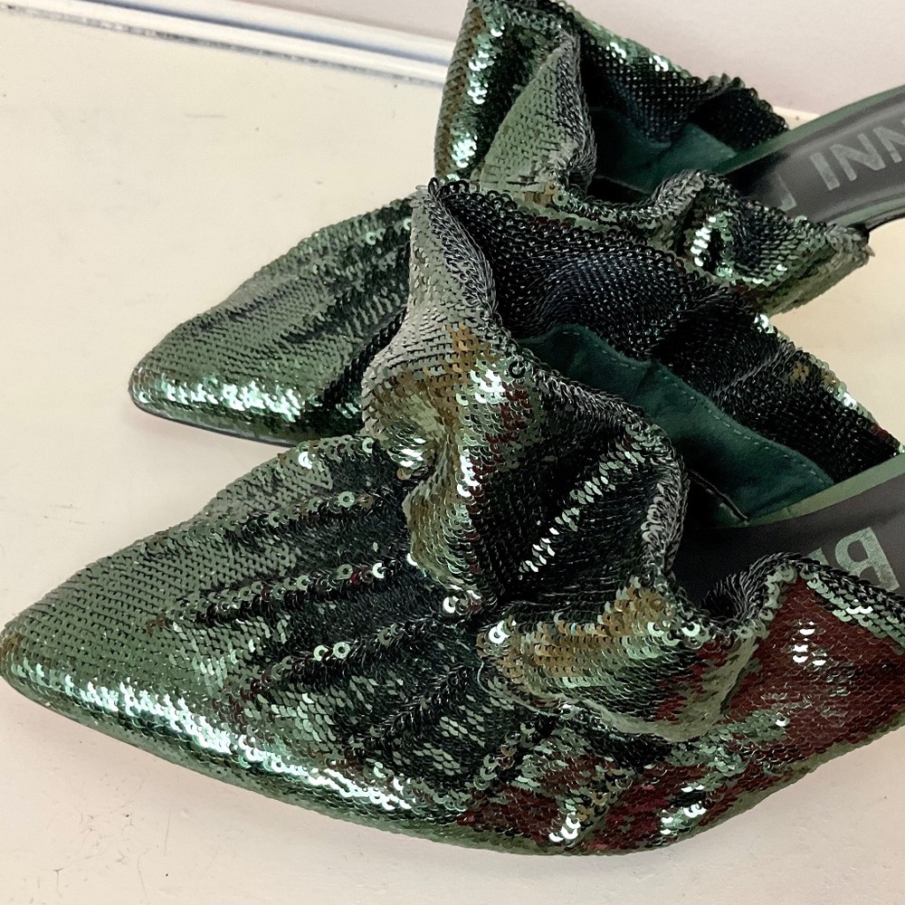 Gianni Bini Rossallio Dark Green Ruffle Sequin Mule Slip On Shoes sz 8 - Picture 8 of 15